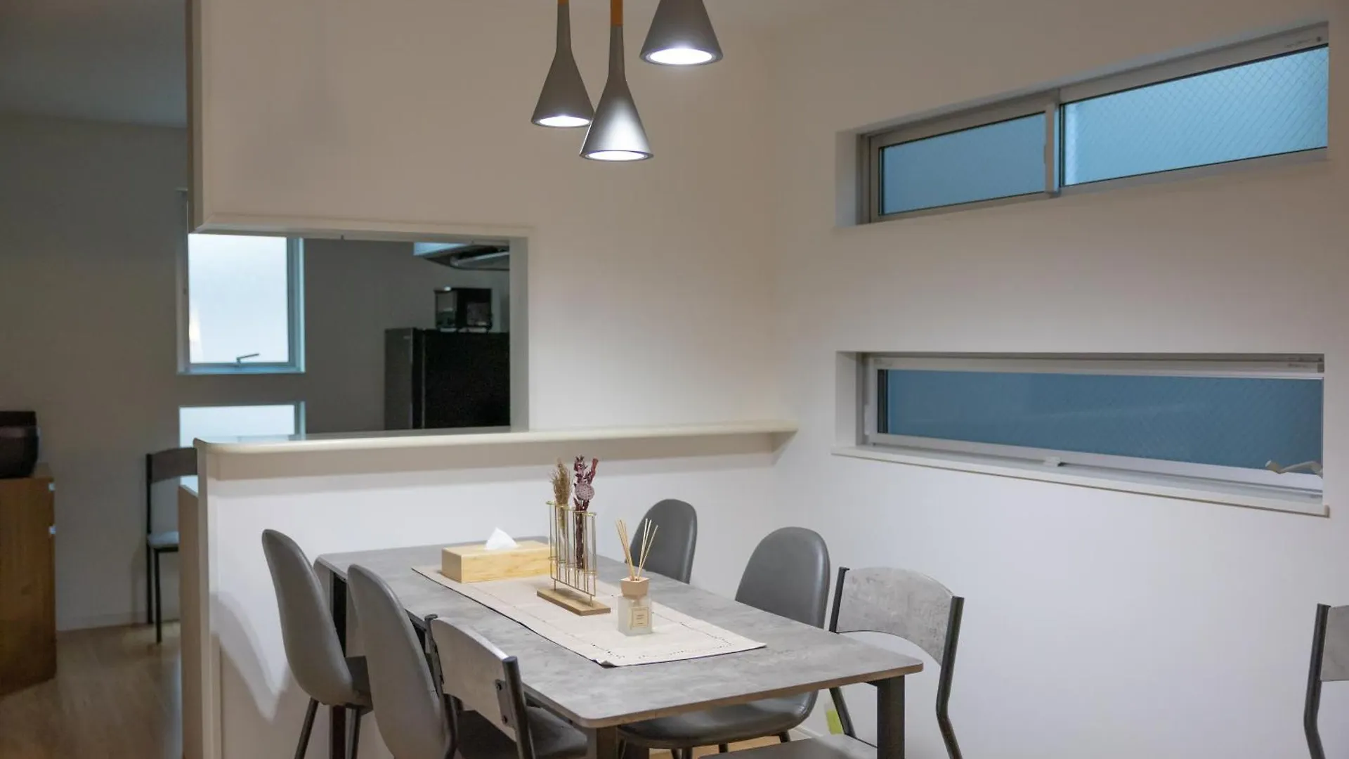 Apartmán 住舎上新庄 Ósaka